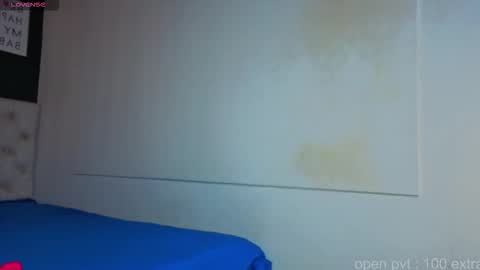 ava_lewis_ online show from 14, 10, 2025