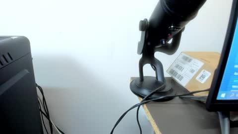 AVA online show from 8, 4, 2026