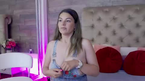 AvaHnason online show from 13, 6, 2026