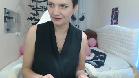 avasaturnian online show from 22, 10, 2025