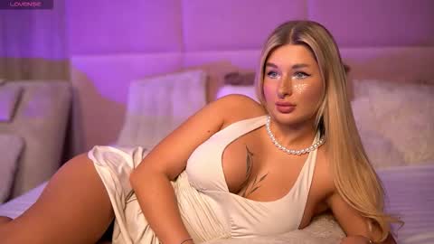 Carina online show from 29, 10, 2025