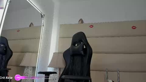 Ava Tomas online show from 6, 11, 2025