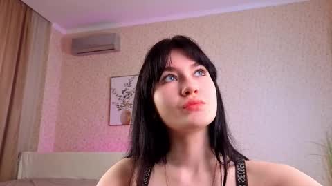 avelorialove online show from 1, 2, 2026