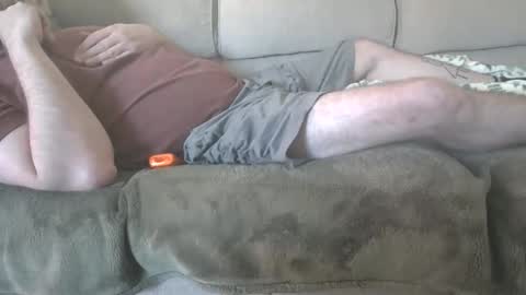 Snapshot of average_stag chatting on 10, 5, 2026 average_stag online show from 10, 5, 2026