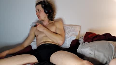 averageguytv online show from 19, 9, 2025