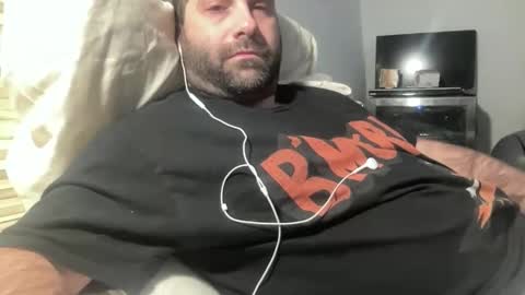 averagejoe345977 online show from 13, 2, 2026