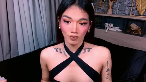 Avery online show from 28, 2, 2026