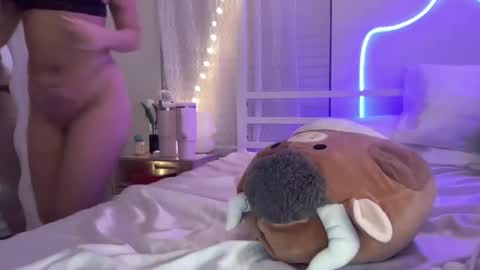 Snapshot of averyraemiller chatting on 18, 2, 2025 averymillerr online show from 18, 2, 2025