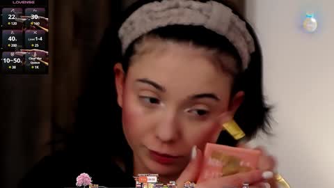 AveryWillow online show from 11, 1, 2025