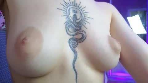 avgustina_love online show from 9, 4, 2026