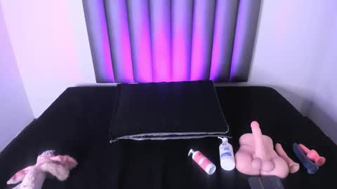 Avi Winklar online show from 10, 9, 2025