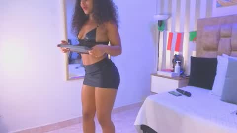 Snapshot of avis_lara chatting on 20, 6, 2026 AVIS online show from 20, 6, 2026