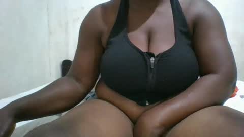 Snapshot of avril254 chatting on 21, 2, 2026 avril254 online show from 21, 2, 2026