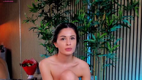 AVRILL CYRUX online show from 20, 1, 2025