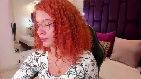 Avril  online show from 26, 11, 2025