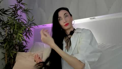 Snapshot of avrora_mars chatting on 17, 4, 2026 Avrora online show from 17, 4, 2026