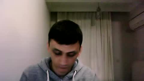 Snapshot of awesenheit chatting on 1, 1, 2025 awesenheit online show from 1, 1, 2025