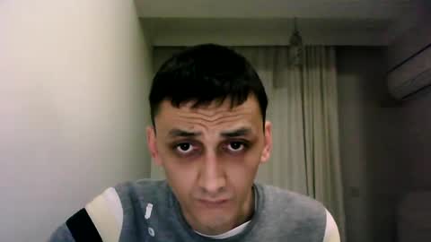 Snapshot of awesenheit chatting on 13, 1, 2025 awesenheit online show from 13, 1, 2025