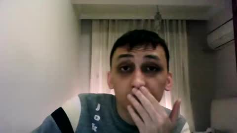 Snapshot of awesenheit chatting on 4, 3, 2025 awesenheit online show from 4, 3, 2025