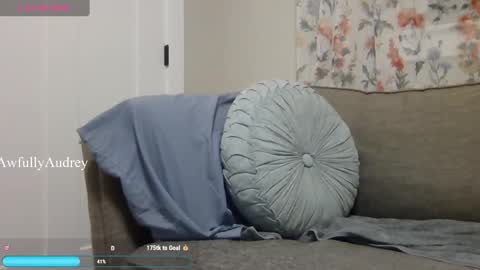 AudreySins online show from 12, 2, 2025