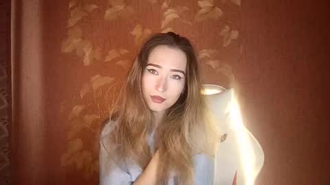 Awora Wolf online show from 18, 9, 2025