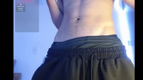 Snapshot of axel_davis_ chatting on 21, 10, 2025 axel davis online show from 21, 10, 2025