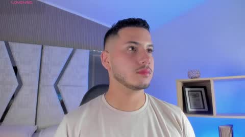axel_grey_ online show from 27, 5, 2026