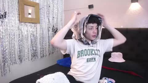 Rachel dreamsx online show from 8, 10, 2025