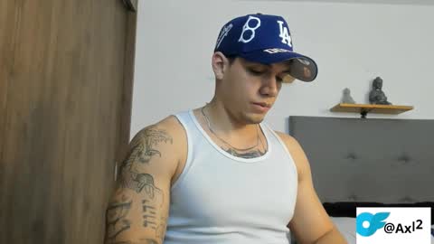 INDEPENDENT MODEL  online show from 4, 3, 2026