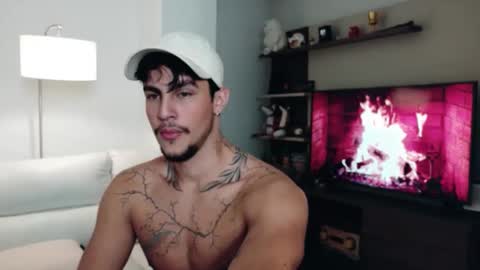 Snapshot of axelblack7 chatting on 13, 5, 2026 axelblack7 online show from 13, 5, 2026
