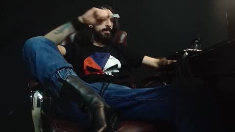 AxelColton online show from 12, 1, 2025