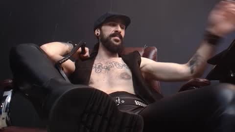 AxelColton online show from 8, 2, 2025