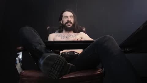 AxelColton online show from 12, 2, 2025