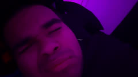 Snapshot of axelfigueroa2 chatting on 25, 10, 2025 axelfigueroa2 online show from 25, 10, 2025