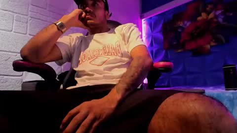 Axell Cross2 online show from 9, 10, 2025