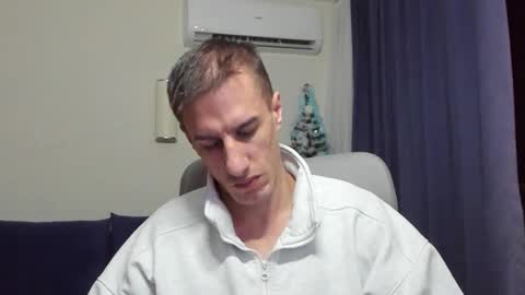 Axl online show from 8, 1, 2026