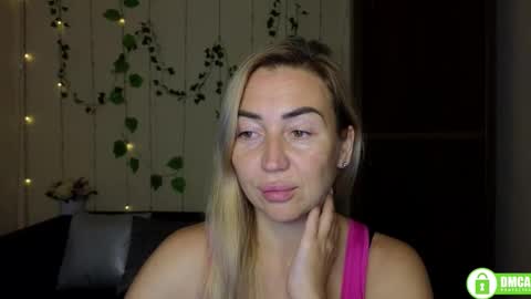 Jully online show from 26, 10, 2025