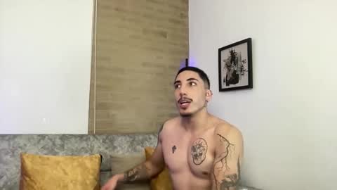 AYDAN STIVEN OF AYDANSTIVEN online show from 22, 11, 2025