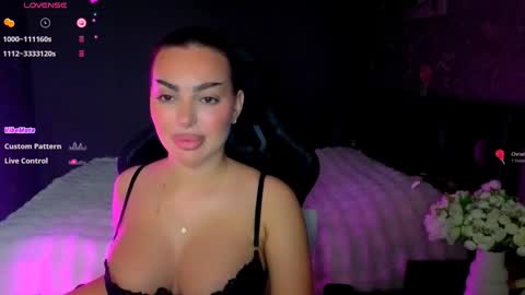  Ayla Demir  online show from 15, 2, 2026