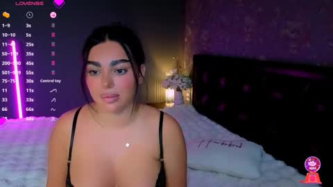 Snapshot of aylademir chatting on 22, 10, 2025 Ayla online show from 22, 10, 2025