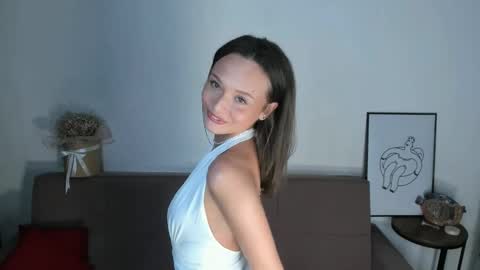 Snapshot of ayladrew chatting on 13, 2, 2025 Hi my names Eva 3 online show from 13, 2, 2025