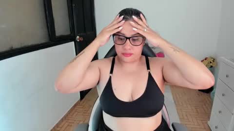 SandyMODELINDEPENDIENT online show from 2, 10, 2025