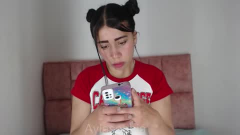 Ayla Sophia online show from 11, 9, 2025