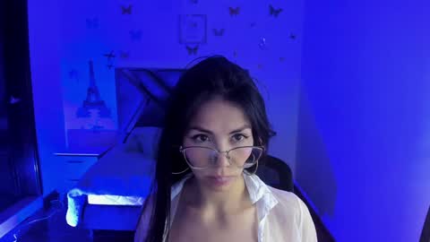 Aylin online show from 6, 12, 2024