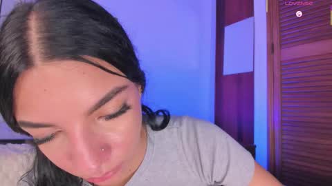 Aylin  online show from 17, 12, 2025