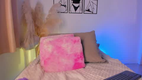 Snapshot of aylinz chatting on 4, 4, 2026 Alish online show from 4, 4, 2026