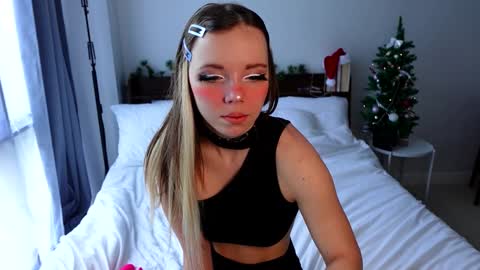 Ayra Lust online show from 1, 1, 2025