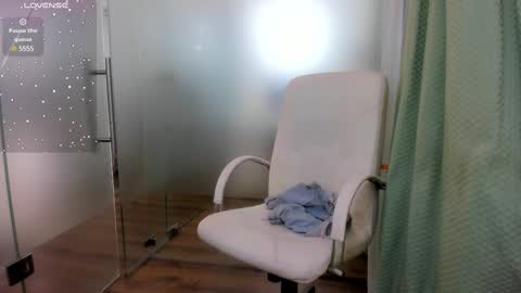 Ayumi online show from 11, 3, 2025