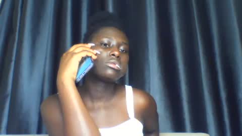 azaelia_iris online show from 1, 8, 2026