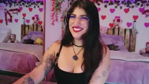 Snapshot of azaharnoor chatting on 5, 7, 2026 Azahar online show from 5, 7, 2026